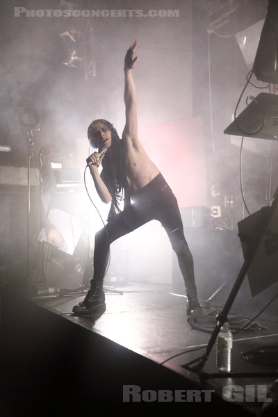 IAMX - 2022-06-10 - PARIS - Petit Bain - 